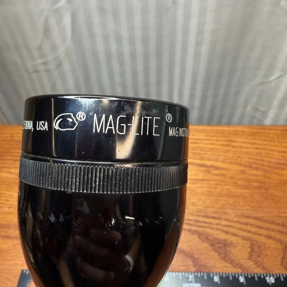 Maglite 2D Cell Flashlight WORKS black batteries not included‎ name engraved